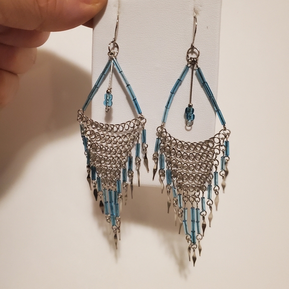 Jewelry - Vimtage Bead Earrings